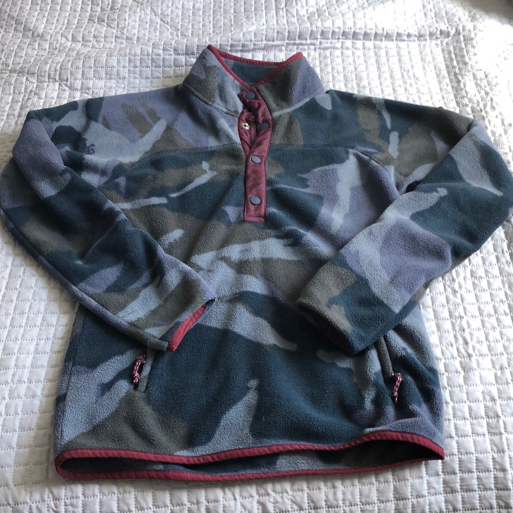 burton women’s fleece pullover camo